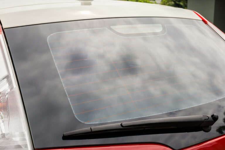 Broken rear windscreen looking as good as new after replacement