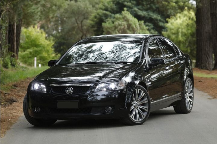 Holden vehicle with newly installed replacement windscreen