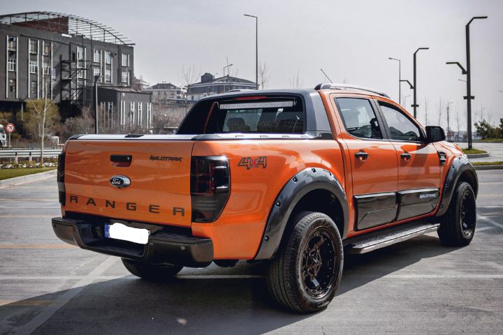 Ford Ranger windscreen replacement service Sydney