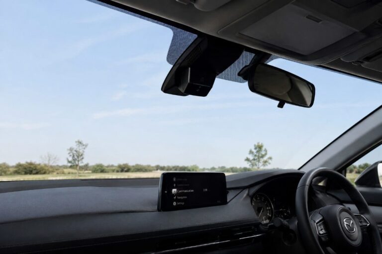 ADAS-equipped Mazda windscreen replacement