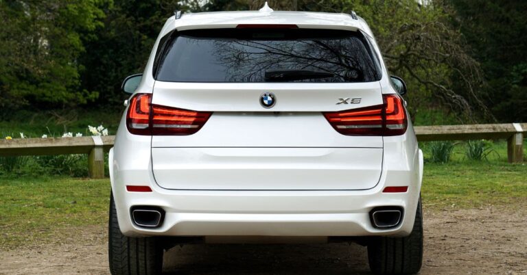 Mobile BMW real windscreen replacement service in Sydney