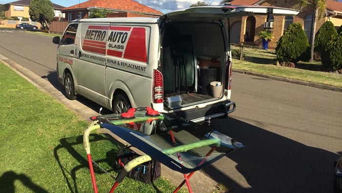 Mobile Nissan windscreen replacement service in Sydney