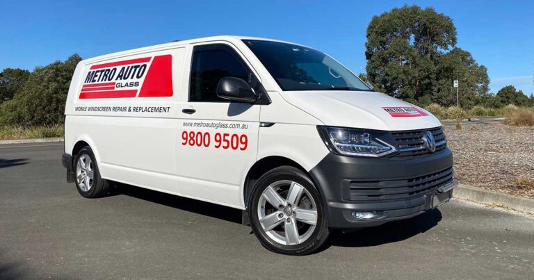 Mobile technician arrived at customer site for windscreen seal replacement