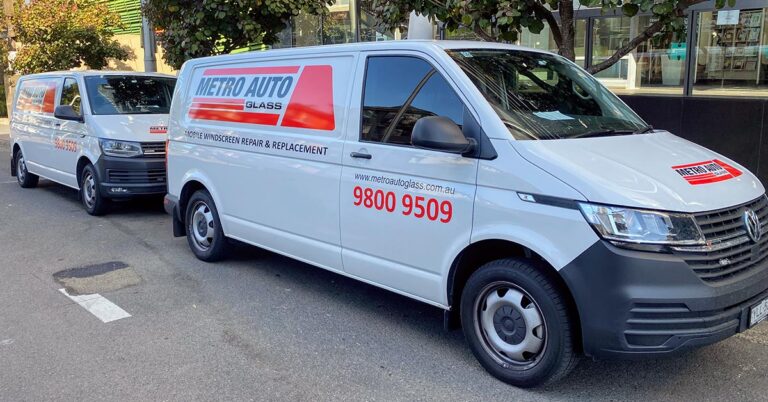 Mobile rear window replacement service in Sydney