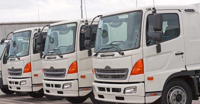 Commercial truck with newly installed replacement windscreen